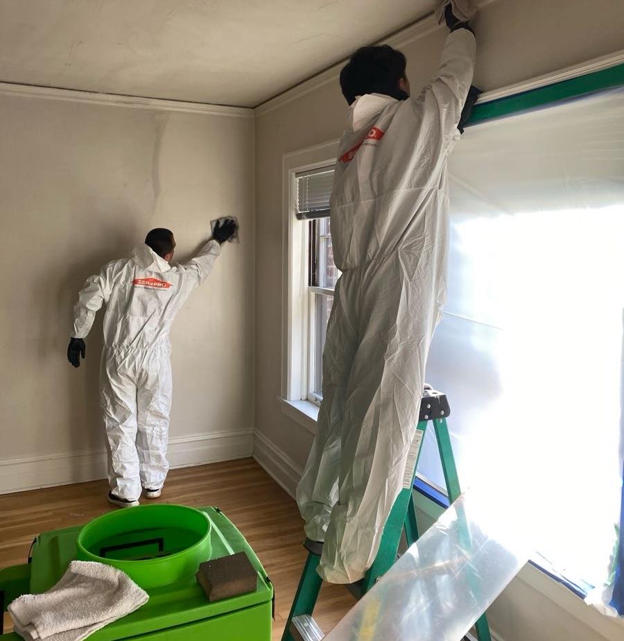 SERVPRO team cleaned  & deodorized smoke & fire damage in this home to bring it back to “Like it Never Even Happened” 